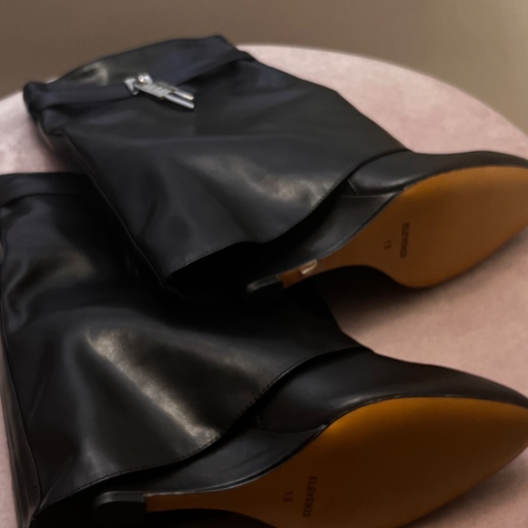 Ankle Lock Bootie - Picture 7 of 9